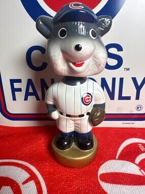 Chicago Cubs Mascot 2001 TEI Handpainted Gold Based Baseball MLB Bobblehead
